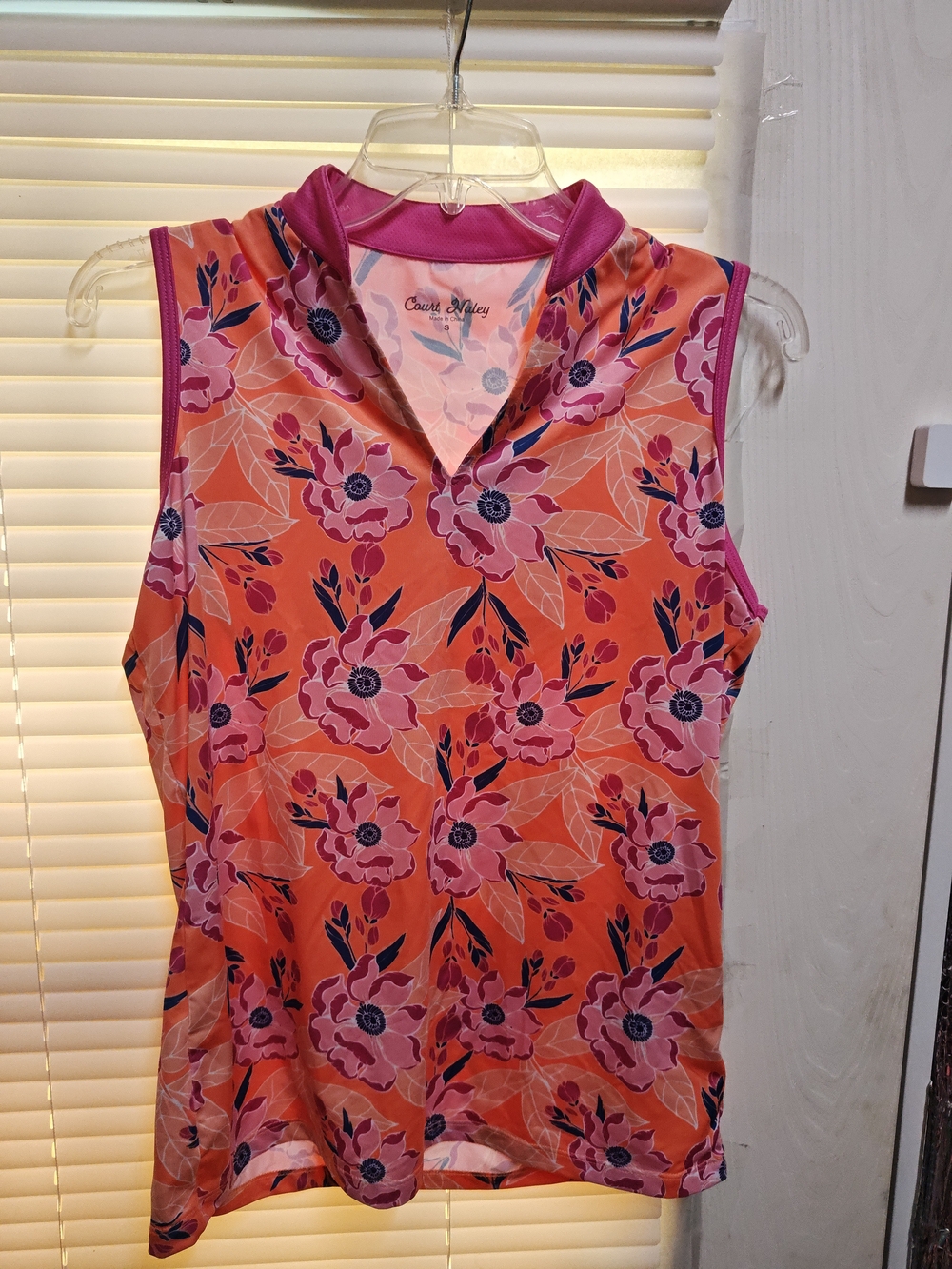 Court Haley Women's Pink Floral Sleeveless Top